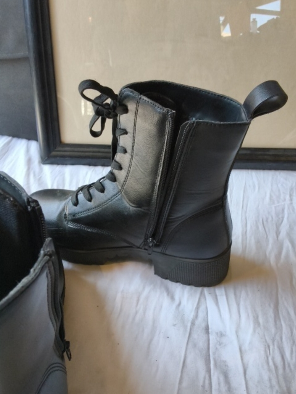 Black Lace-Up Platform Ankle Boots - Women 10 - Picture 5 of 6